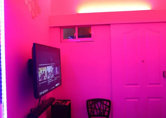 Cozy And Affordable Loft In Center マニラ市